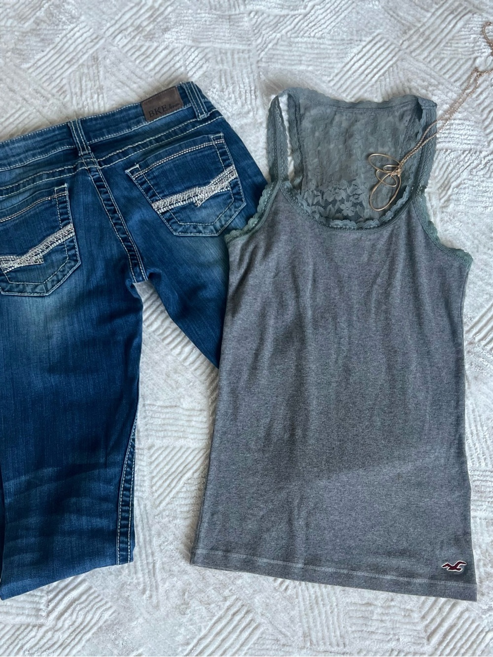Hollister Gray Lace-Back Tank Top - M